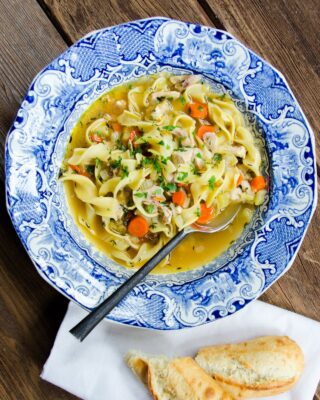 https://bluejeanchef.com/uploads/2015/09/Chicken-Noodle-Soup-1280-2126-320x400.jpg