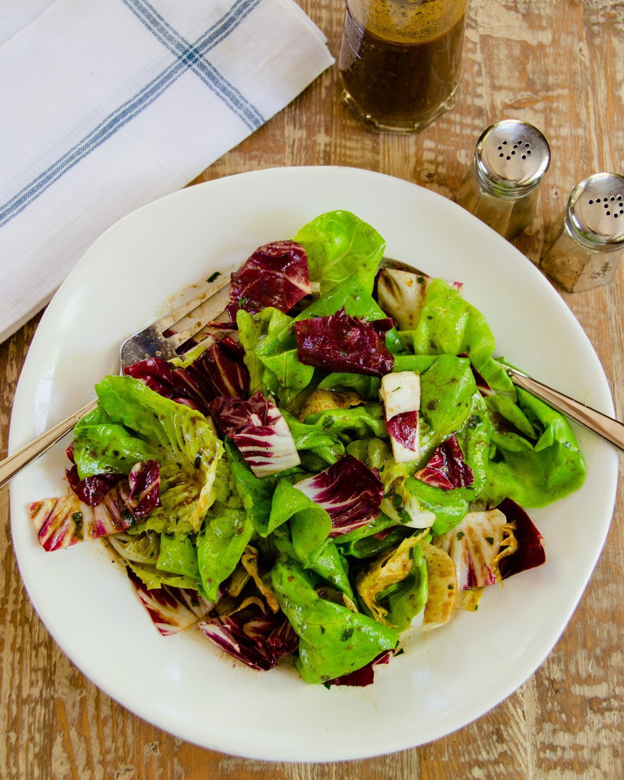 Simplest Green Salad with Balsamic Vinaigrette – A Couple Cooks