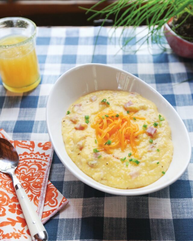Cheesy Grits (with or without ham)
