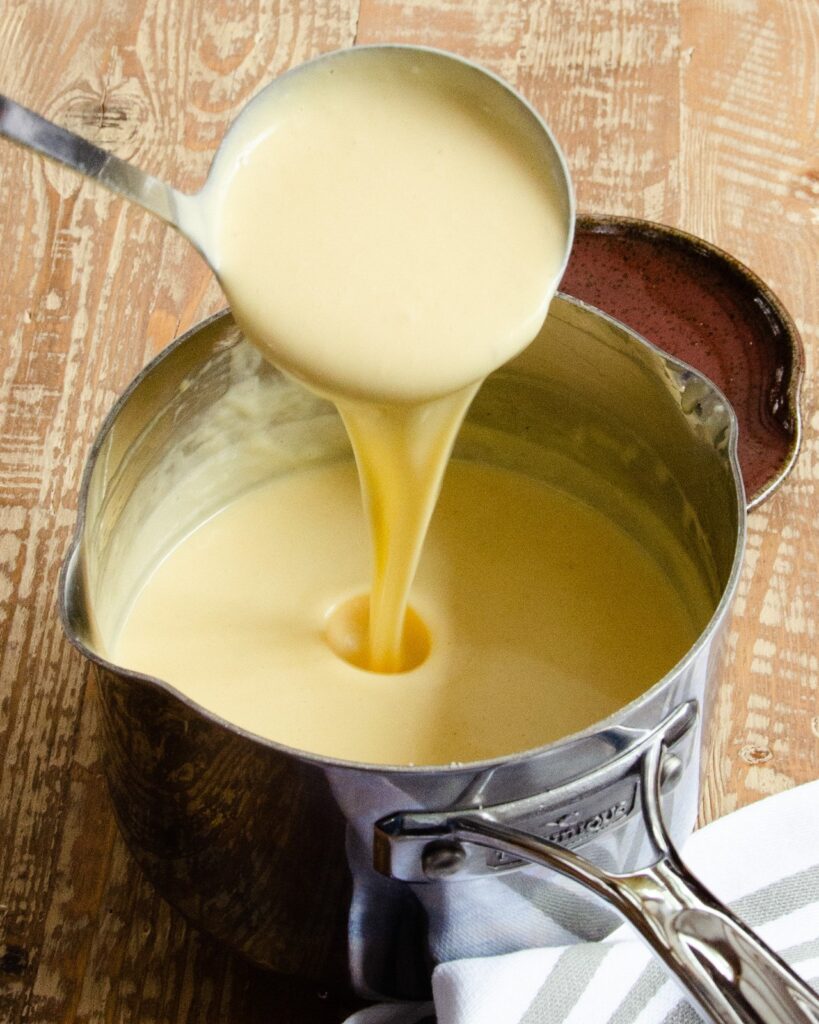 how to make a cheese sauce with just cheese and milk