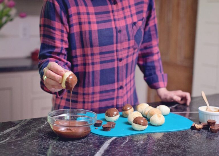Peanut Butter Cup Doughnut Holes Blue Jean Chef