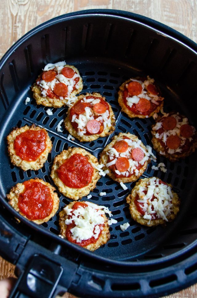 Air Fryer Pan Pizza  Blue Jean Chef - Meredith Laurence