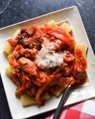 Rigatoni with Italian Sausage and Artichokes