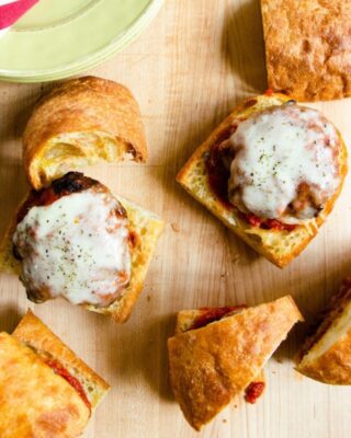 Air-Fried Pizza Burgers