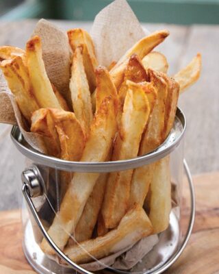 https://bluejeanchef.com/uploads/2019/03/fries-extra-320x400.jpg