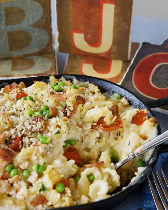 Bacon, Tomato and Green Pea Mac ‘n’ Cheese