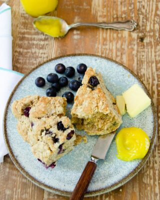 https://bluejeanchef.com/uploads/2019/05/Scones-1280-1076-320x400.jpg