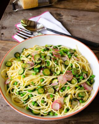 Spaghetti with Zucchini,  Peas, Radishes and Mint