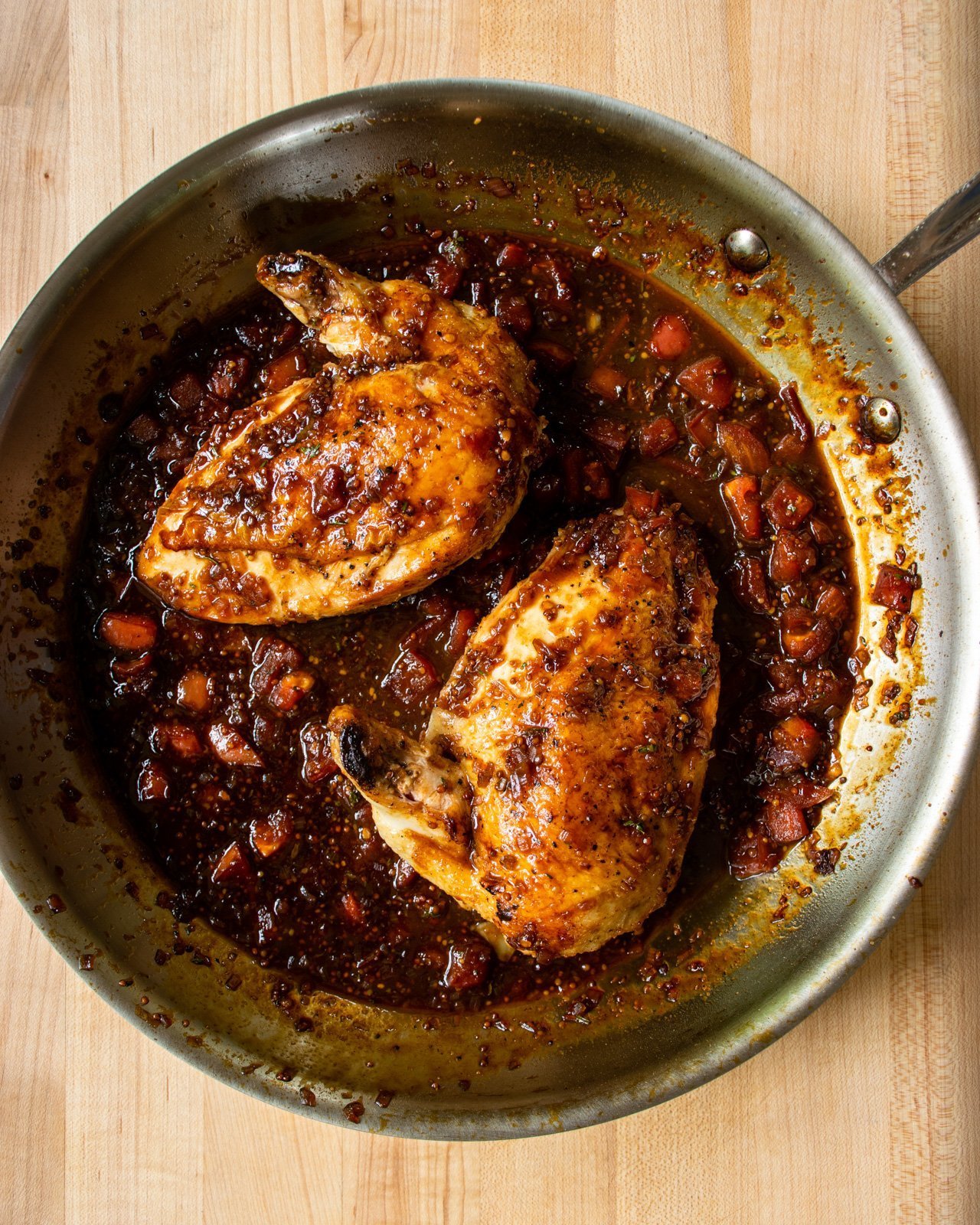 Chicken Breasts with Tomato Balsamic Pan Sauce | Blue Jean Chef ...