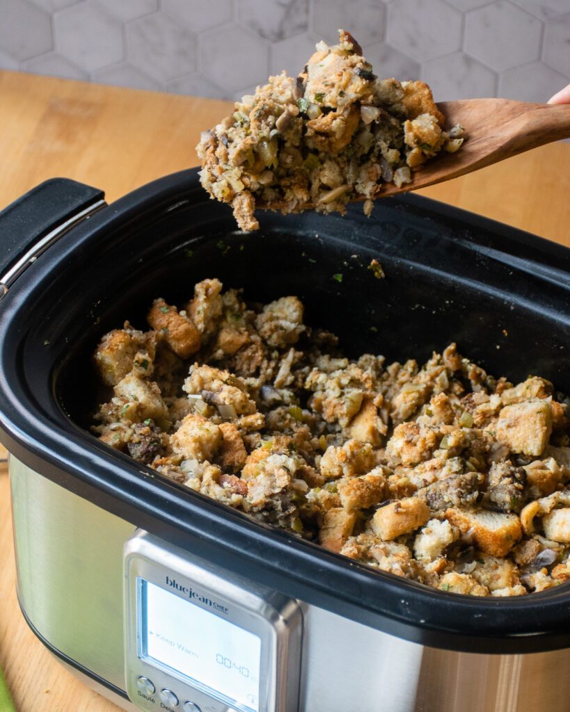 Use Your Slow Cooker Like a Warmer on Thanksgiving