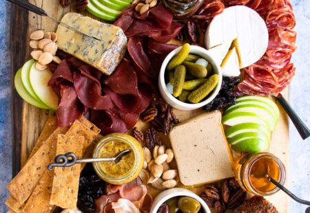 How to Build a Cheese & Meat Board