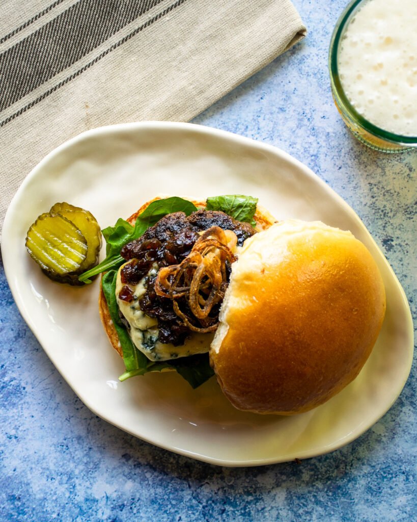 Bleu Cheese Bacon Burger with Sriracha Mayo - Peyton Cooks