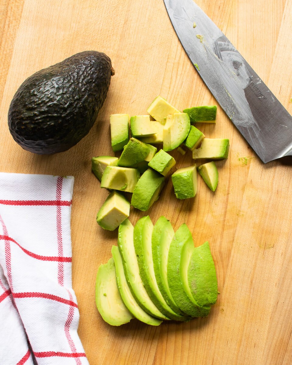 How to Cut an Avocado | Blue Jean Chef - Meredith Laurence How to Cut an Avocado | Blue Jean Chef - Meredith Laurence