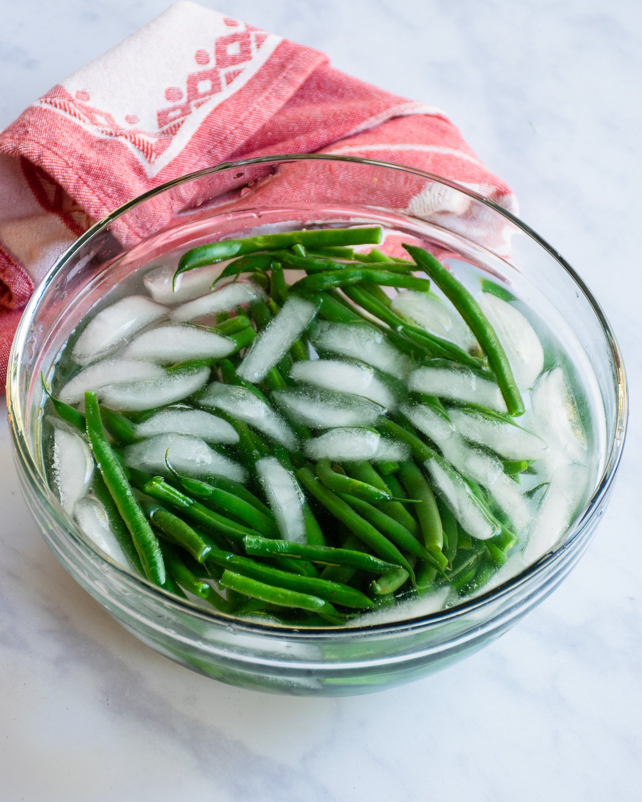 Green Beans, Pearl Onions and Bacon Blue Jean Chef Meredith Laurence