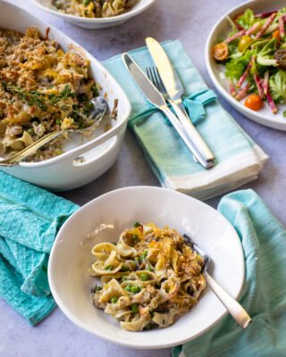 https://bluejeanchef.com/uploads/2021/04/Tuna-Noodle-Casserole-1280-3484-320x400.jpg