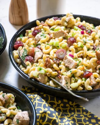 https://bluejeanchef.com/uploads/2021/06/Chicken-Macaroni-Salad-1280-3801-320x400.jpg