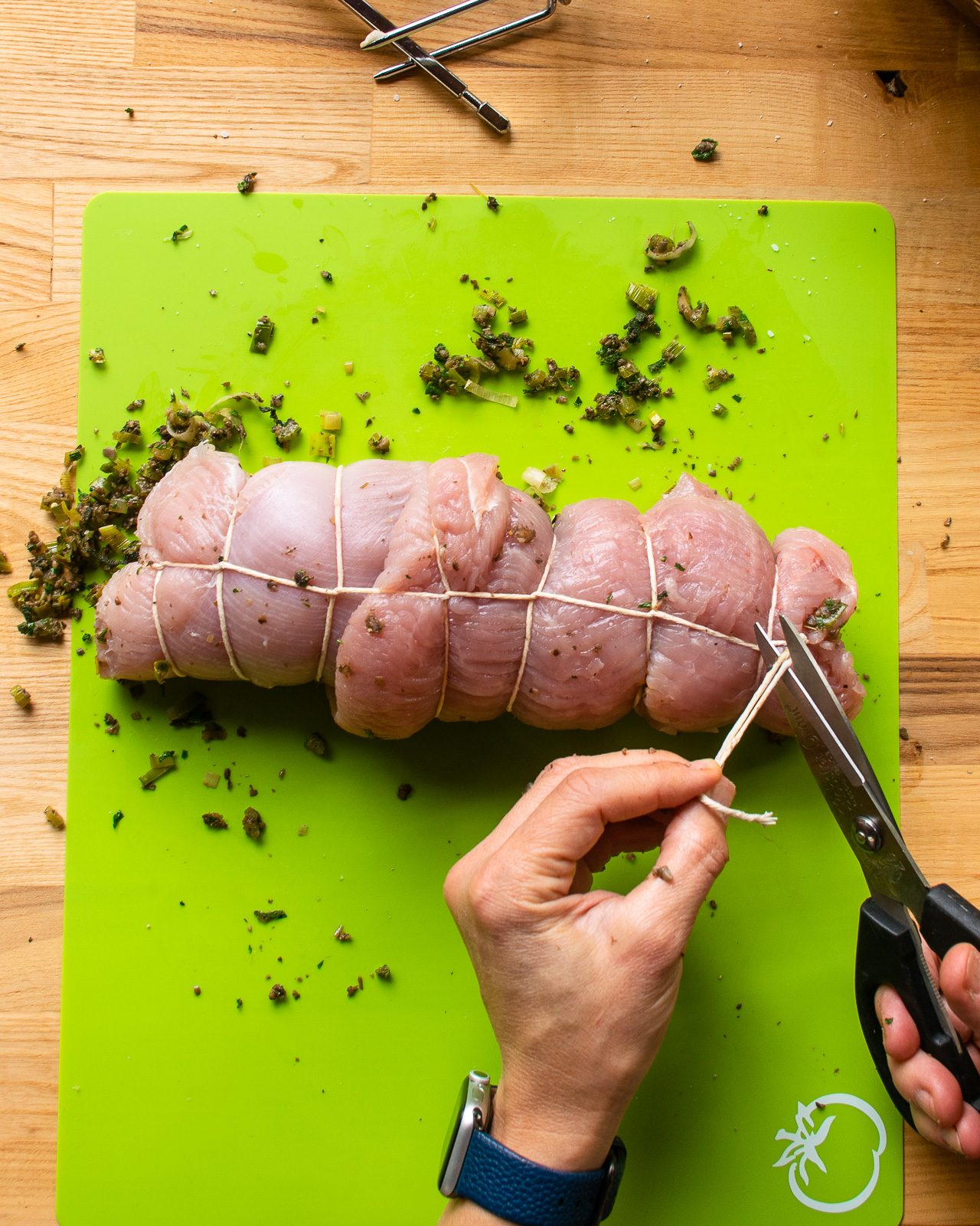 How to Tie a Roast or Roulade Blue Jean Chef Meredith Laurence