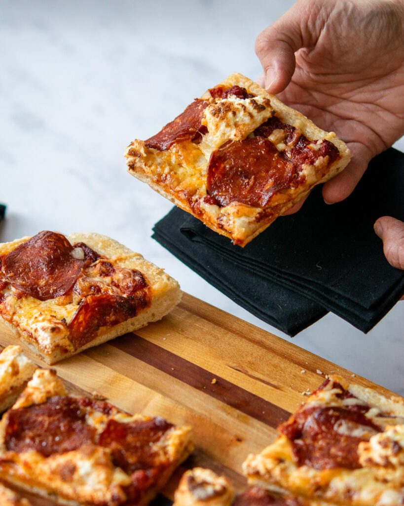 Air Fryer Deep-Dish Pepperoni Pizza Recipe 