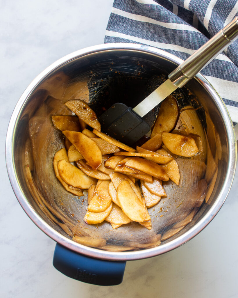 Apple Dutch Baby Pancake  Blue Jean Chef - Meredith Laurence