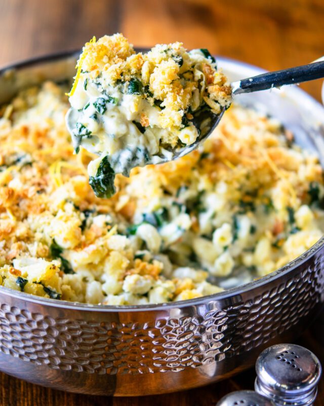 Spinach Artichoke Mac and Cheese